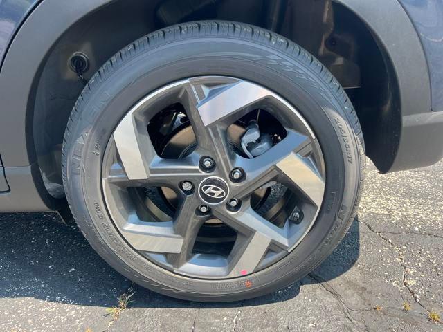 new 2025 Hyundai Venue car, priced at $24,520