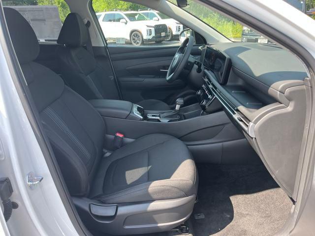 new 2025 Hyundai Tucson car, priced at $32,074