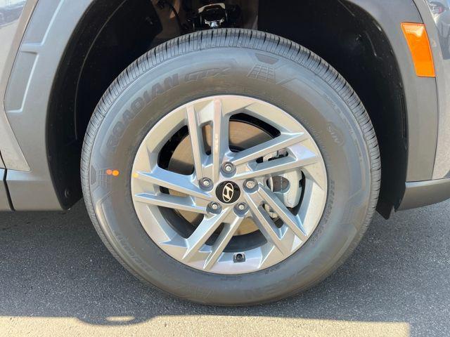 new 2026 Hyundai Tucson car, priced at $30,005