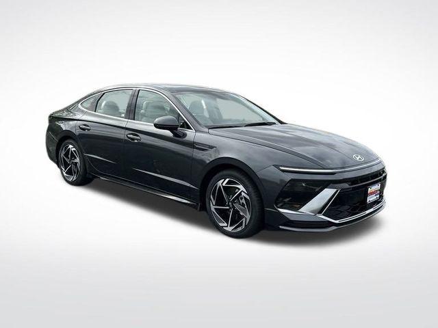 new 2024 Hyundai Sonata car, priced at $29,683