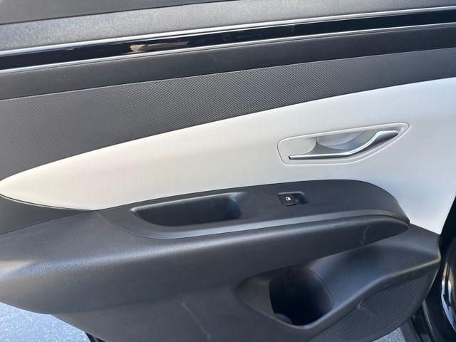 used 2024 Hyundai TUCSON Hybrid car, priced at $27,987