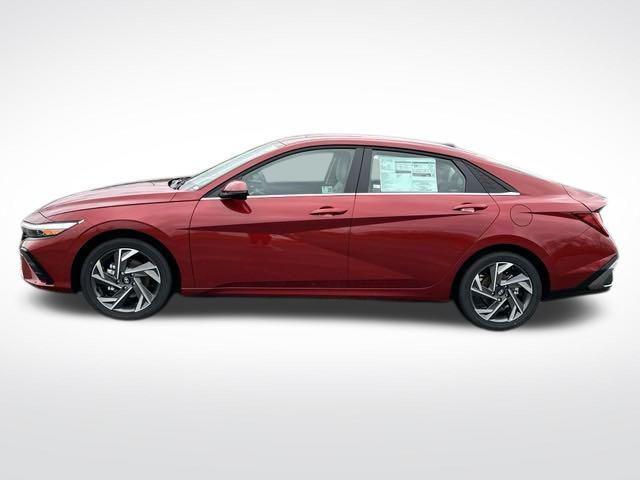 new 2025 Hyundai Elantra car, priced at $27,690