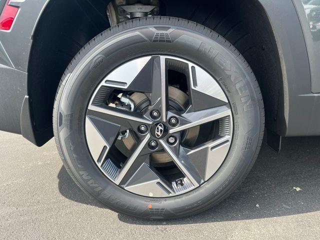 new 2025 Hyundai TUCSON Hybrid car, priced at $34,820
