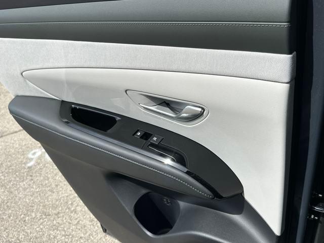 new 2025 Hyundai Tucson car, priced at $40,605