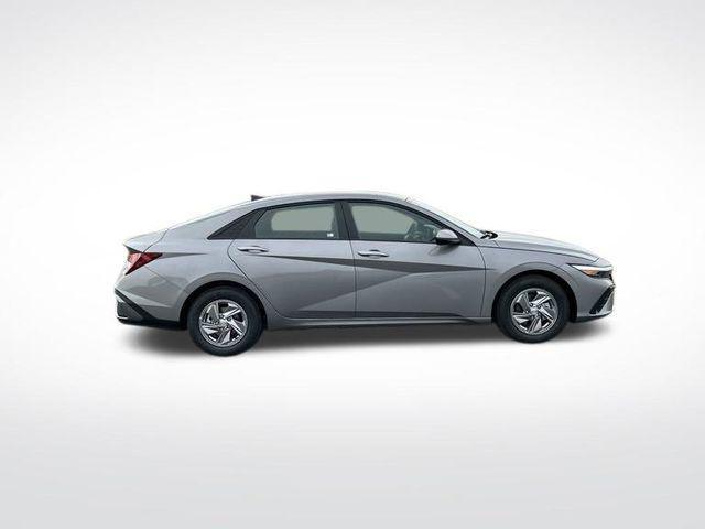 new 2025 Hyundai Elantra car, priced at $22,535