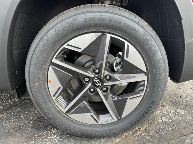 new 2025 Hyundai Tucson car, priced at $34,900