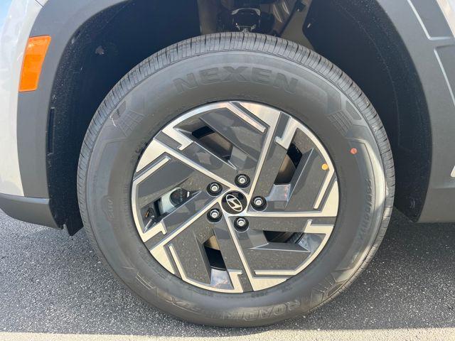 new 2026 Hyundai TUCSON Hybrid car, priced at $31,800