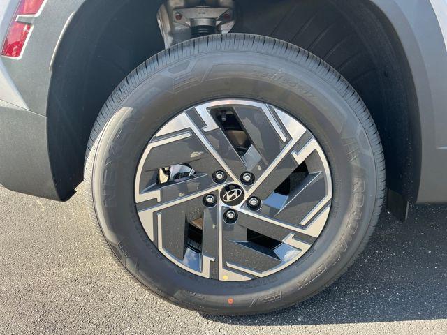 new 2026 Hyundai TUCSON Hybrid car, priced at $31,800