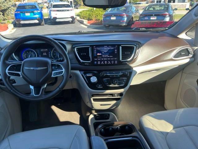 used 2018 Chrysler Pacifica car, priced at $16,986