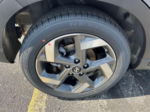 new 2025 Hyundai Venue car, priced at $24,669