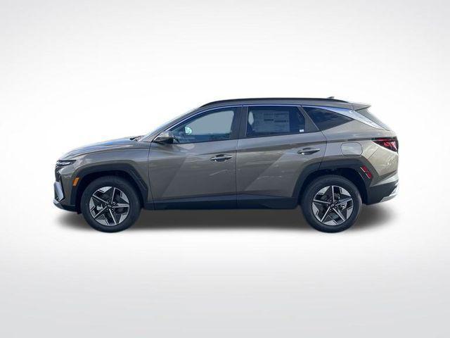 new 2026 Hyundai TUCSON Hybrid car, priced at $33,160