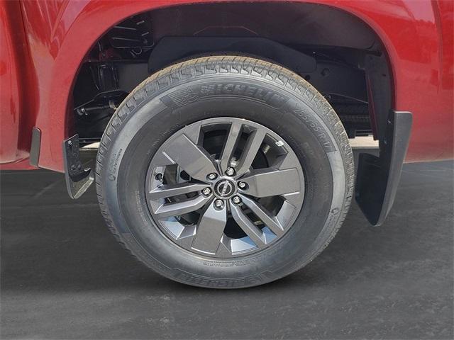 new 2025 Nissan Frontier car, priced at $34,982