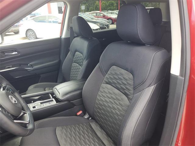 used 2022 Nissan Pathfinder car, priced at $26,288