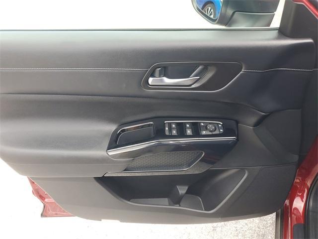 used 2022 Nissan Pathfinder car, priced at $26,288