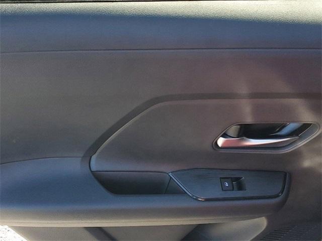 new 2025 Nissan Kicks car, priced at $23,577