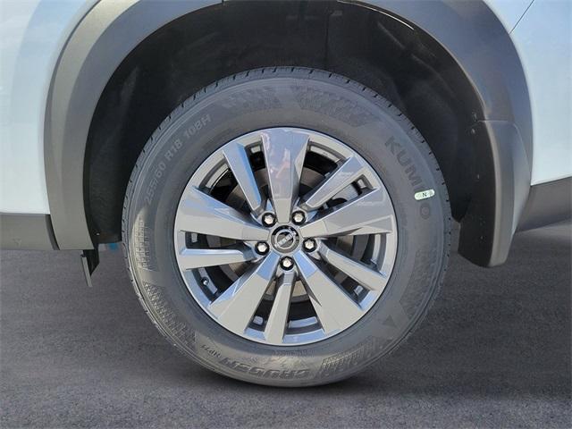 new 2025 Nissan Pathfinder car, priced at $38,605