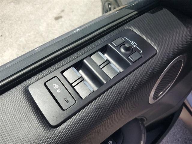 used 2023 Land Rover Discovery car, priced at $45,492