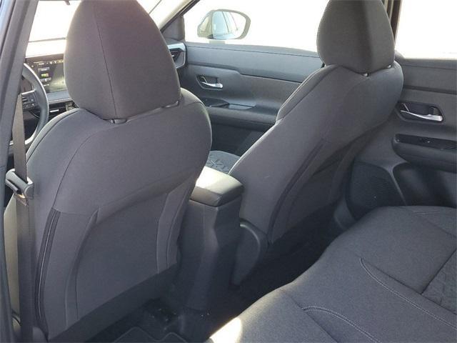 new 2025 Nissan Kicks car, priced at $22,504