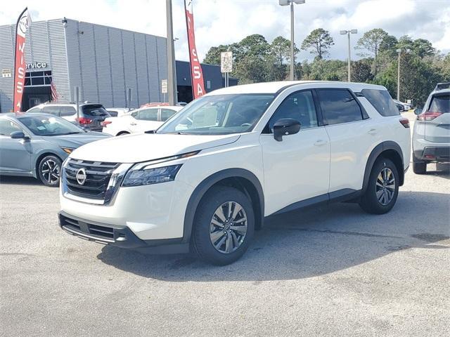 new 2025 Nissan Pathfinder car, priced at $39,554