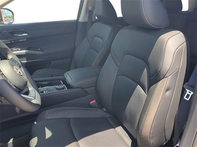 new 2025 Nissan Pathfinder car, priced at $41,469