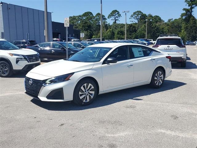 new 2025 Nissan Altima car, priced at $24,669