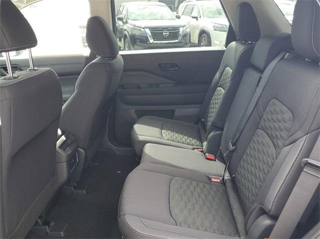 new 2025 Nissan Pathfinder car, priced at $36,478