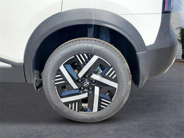 new 2025 Nissan Kicks car, priced at $23,878