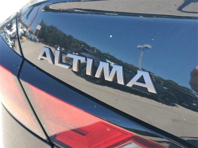 new 2025 Nissan Altima car, priced at $25,002