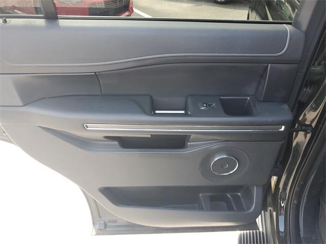 used 2022 Ford Expedition car, priced at $44,460