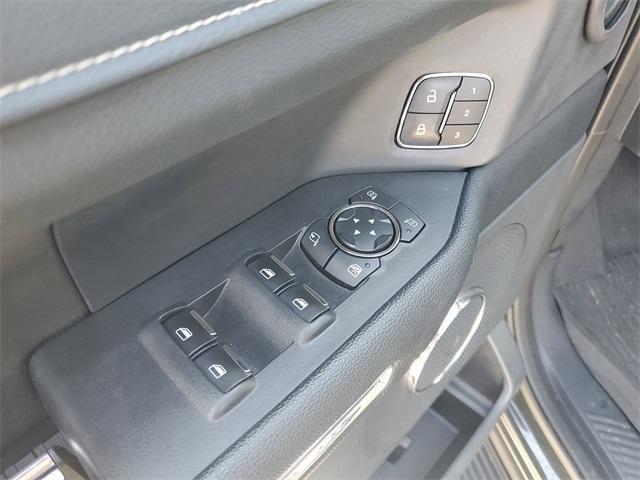 used 2022 Ford Expedition car, priced at $44,460