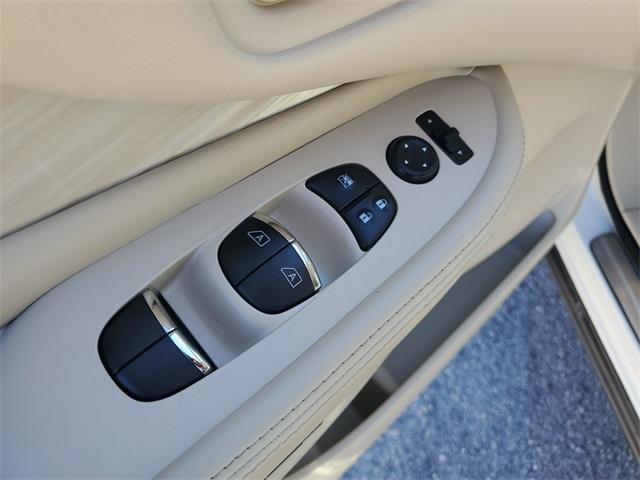 used 2017 Nissan Murano car, priced at $15,288