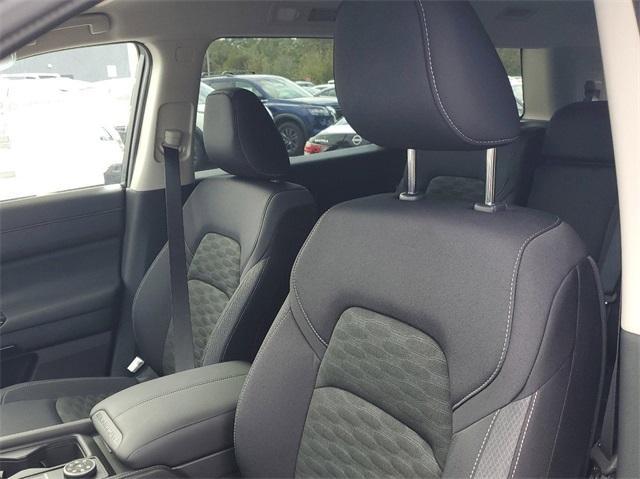 new 2025 Nissan Pathfinder car, priced at $36,478