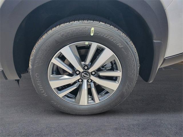 new 2025 Nissan Pathfinder car, priced at $39,214
