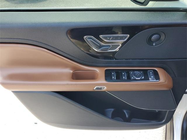 used 2022 Lincoln Aviator car, priced at $40,061
