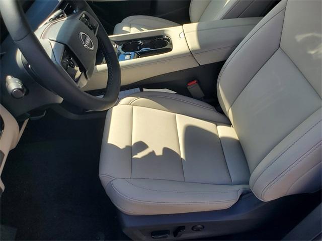 new 2025 Nissan Murano car, priced at $35,749