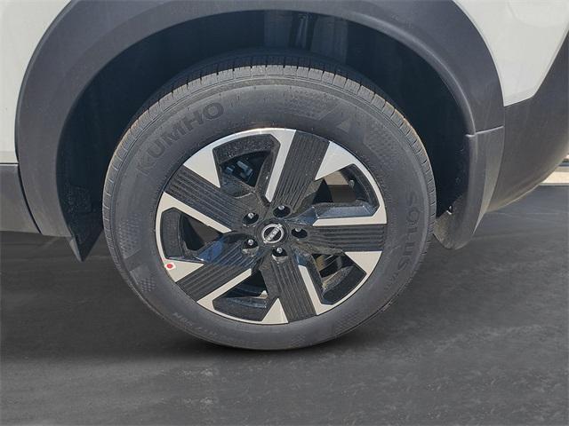 new 2025 Nissan Kicks car, priced at $24,660