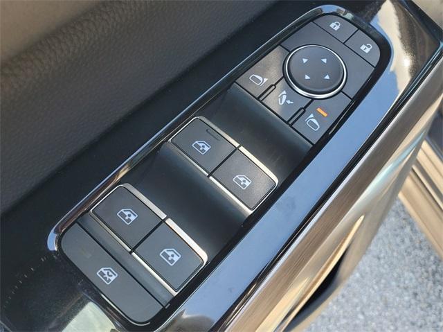 new 2025 Nissan Pathfinder car, priced at $46,254