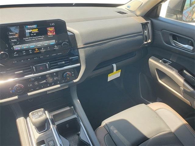 new 2025 Nissan Pathfinder car, priced at $46,254