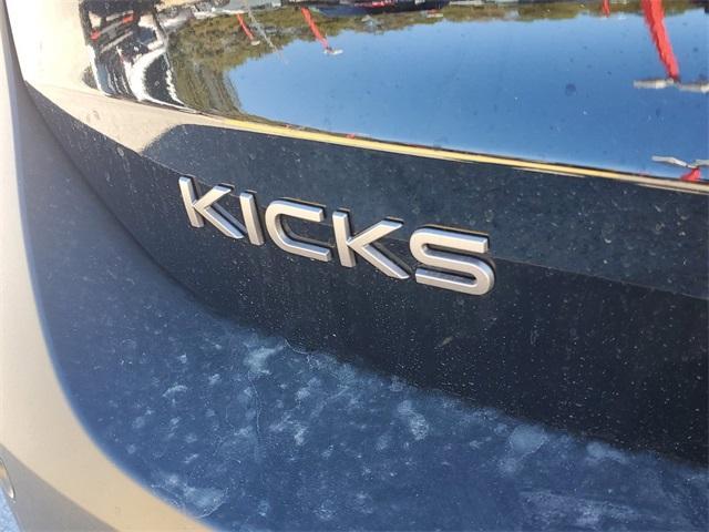 new 2025 Nissan Kicks car, priced at $28,162