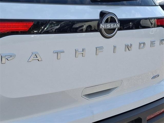 new 2025 Nissan Pathfinder car, priced at $34,676