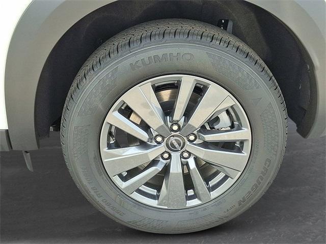 new 2025 Nissan Pathfinder car, priced at $34,676