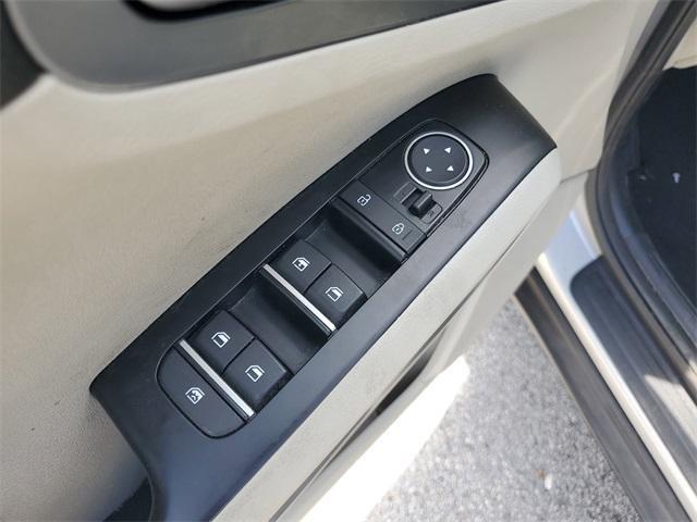 used 2021 Kia Soul car, priced at $15,095