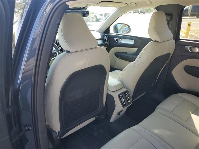 used 2021 Volvo XC40 car, priced at $28,957