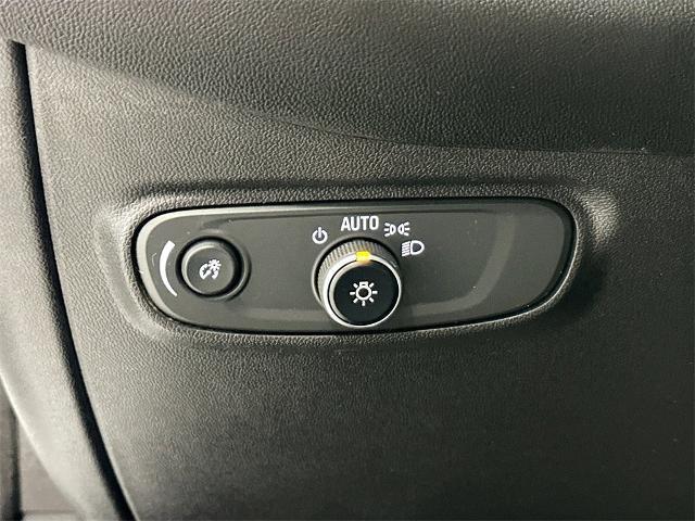 used 2022 Chevrolet Equinox car, priced at $21,645