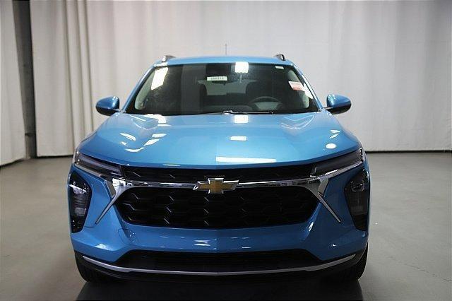 new 2025 Chevrolet Trax car, priced at $23,145