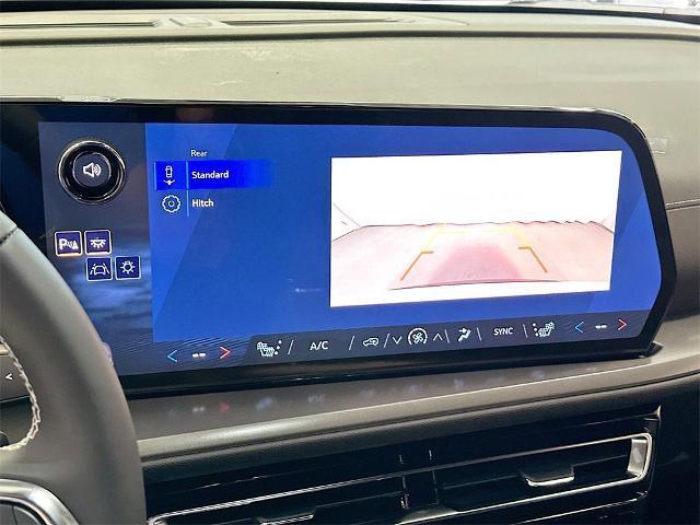 new 2026 Chevrolet Traverse car, priced at $39,895