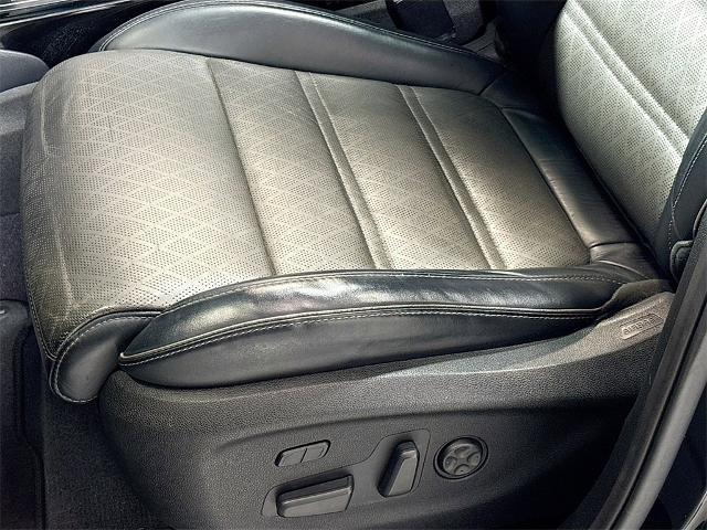 used 2017 Kia Sorento car, priced at $15,400