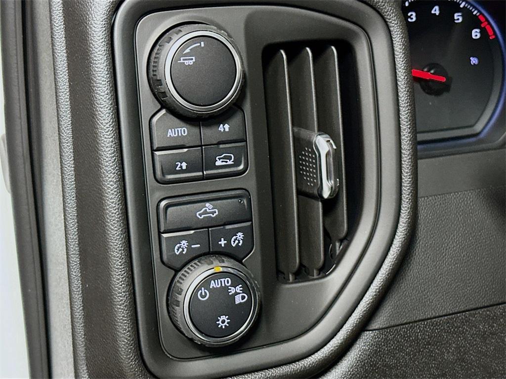 new 2025 Chevrolet Silverado 1500 car, priced at $36,599