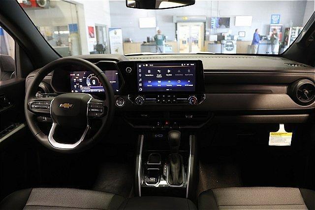 new 2025 Chevrolet Colorado car, priced at $32,099