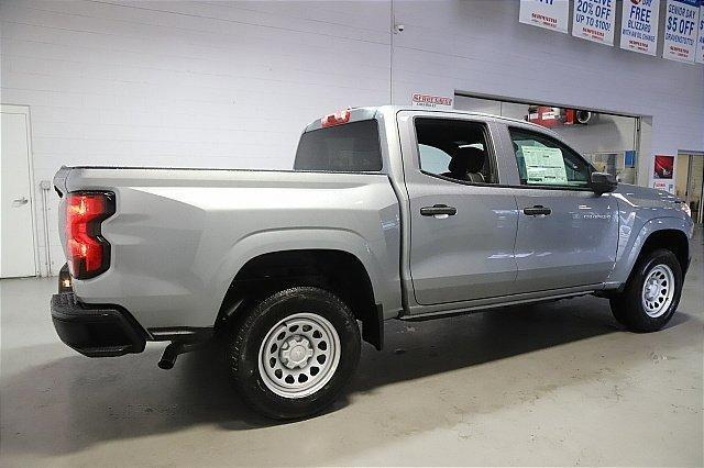 new 2024 Chevrolet Colorado car, priced at $30,250